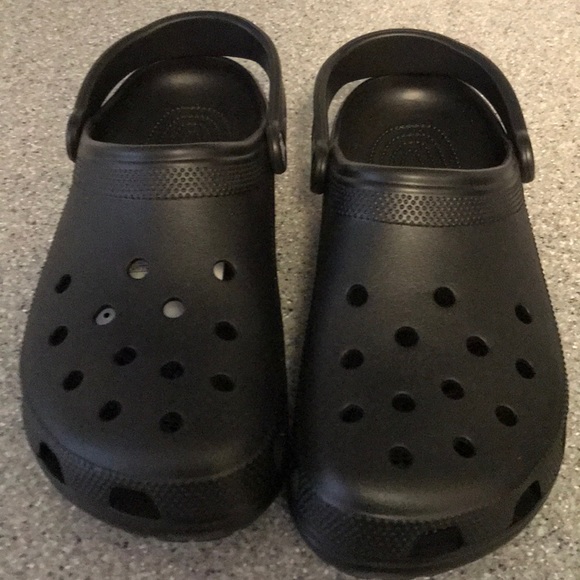 wholesale crocs shoes